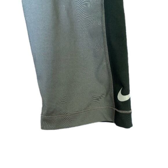 Nike Pants Women L Dri Fit Cropped Running Yoga Joggers Spandex Black Gray - Picture 4 of 12